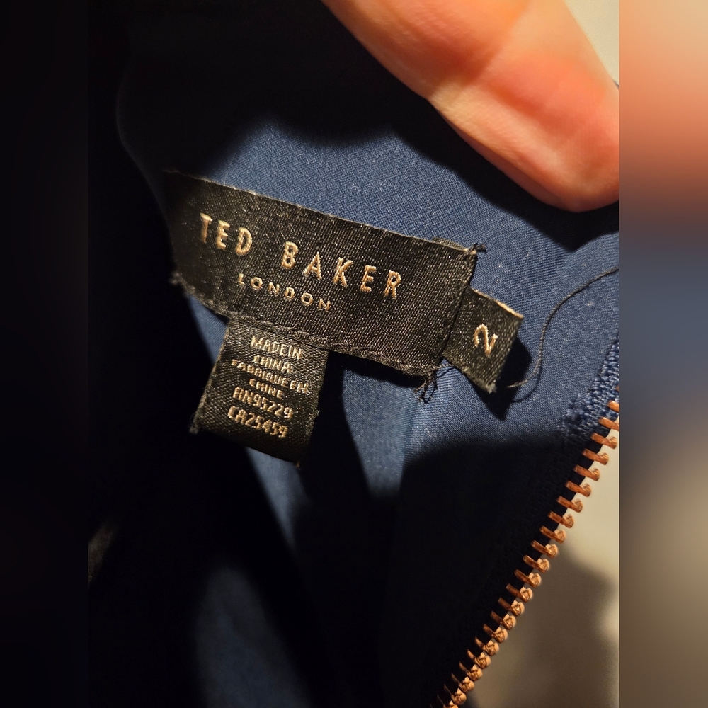 Elegant Ted Baker Navy and Floral Dress - Picture 4 of 9